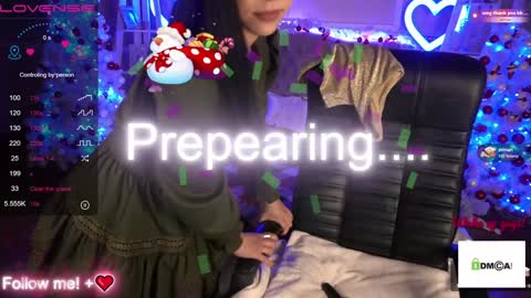 Emy online show from December 31, 8:04 am