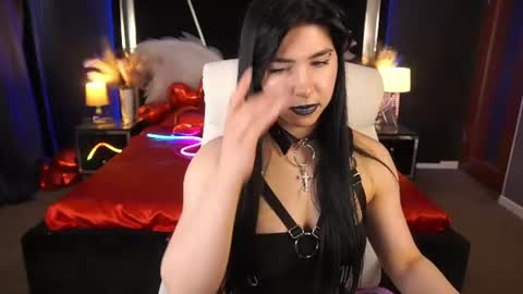 Emy online show from June 13, 7:17 am