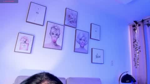 Emily online show from May 31, 1:28 pm