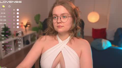 Emily  online show from January 16, 12:09 pm