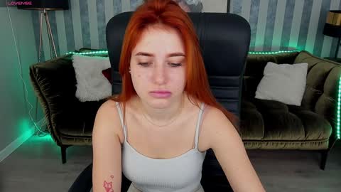 Emily online show from December 8, 7:26 am