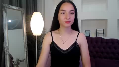 emilygreyy__ online show from July 14, 6:23 pm
