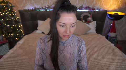 Emily online show from December 25, 2:02 pm