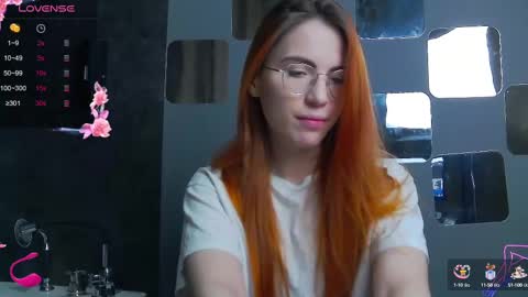 EmilyKents online show from February 13, 1:40 am