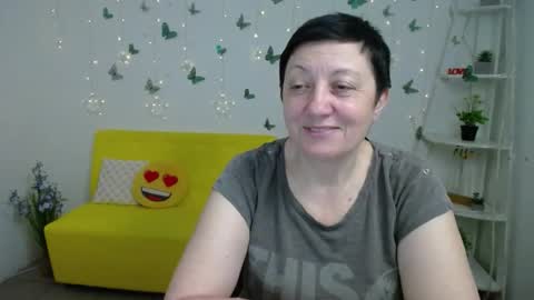 Emily online show from March 18, 6:35 pm