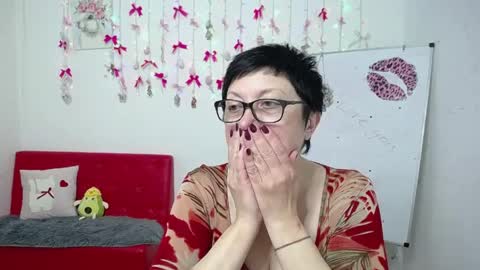 Emily online show from April 15, 6:08 pm