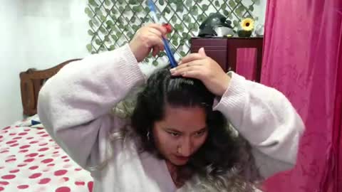 Snapshot of emilylove14 chatting on December 22, 10:47 pm Emily Cortez online show from December 22, 10:47 pm