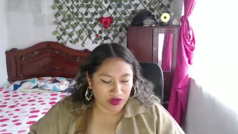 Snapshot of emilylove14 chatting on December 26, 9:26 pm Emily Cortez online show from December 26, 9:26 pm