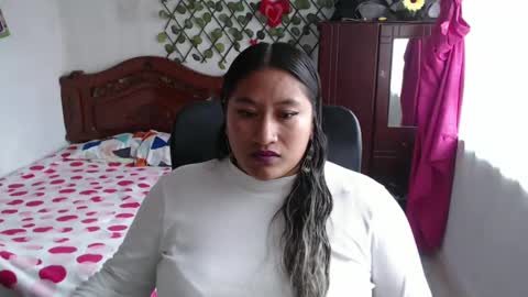 Snapshot of emilylove14 chatting on December 24, 8:49 pm Emily Cortez online show from December 24, 8:49 pm