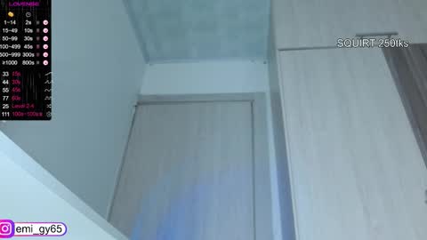 Emilyn online show from January 9, 6:01 pm