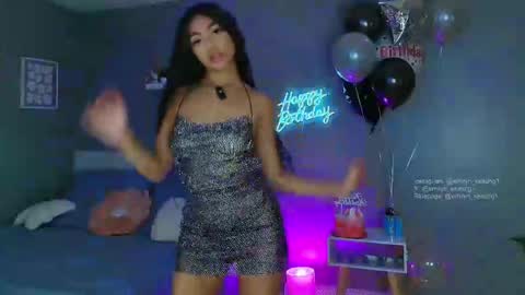 Em online show from December 28, 4:30 am
