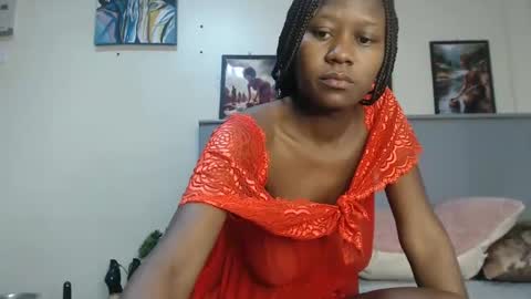 Emilly online show from January 11, 6:01 pm