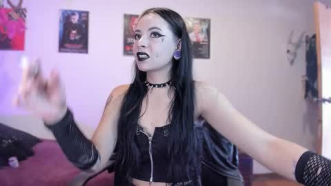  Emily Support me to have 100 likes plx online show from March 12, 6:11 pm