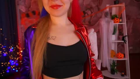 Snapshot of emilysunshines chatting on October 31, 7:45 am MY NAME IS Emily WELCOME EVERYONE I WILL BE HAPPY TO GIVE YOU WHAT YOU HAVE DREAMED OF FOR SO LONG online show from October 31, 7:45 am