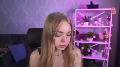 Snapshot of emilysunshines chatting on October 9, 6:50 am MY NAME IS Emily WELCOME EVERYONE I WILL BE HAPPY TO GIVE YOU WHAT YOU HAVE DREAMED OF FOR SO LONG online show from October 9, 6:50 am