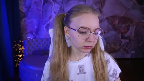 Snapshot of emilysunshines chatting on October 20, 6:49 am MY NAME IS Emily WELCOME EVERYONE I WILL BE HAPPY TO GIVE YOU WHAT YOU HAVE DREAMED OF FOR SO LONG online show from October 20, 6:49 am