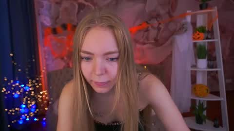 Snapshot of emilysunshines chatting on October 29, 7:23 am MY NAME IS Emily WELCOME EVERYONE I WILL BE HAPPY TO GIVE YOU WHAT YOU HAVE DREAMED OF FOR SO LONG online show from October 29, 7:23 am