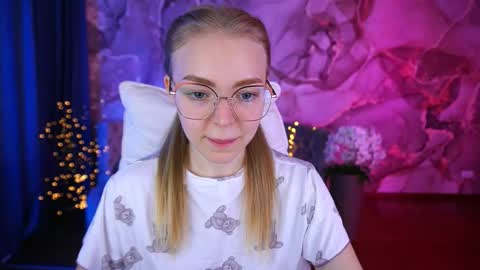 Snapshot of emilysunshines chatting on September 20, 1:09 pm MY NAME IS Emily WELCOME EVERYONE I WILL BE HAPPY TO GIVE YOU WHAT YOU HAVE DREAMED OF FOR SO LONG online show from September 20, 1:09 pm
