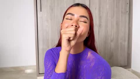 Emily online show from September 25, 3:05 am