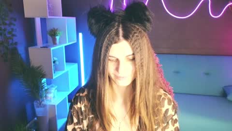 Snapshot of emilytucker chatting on January 13, 2:07 am Emily online show from January 13, 2:07 am
