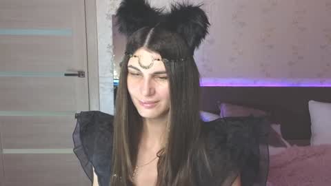 Snapshot of emilytucker chatting on January 4, 1:31 am Emily online show from January 4, 1:31 am