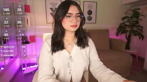 Emily Turner  online show from April 10, 7:09 pm