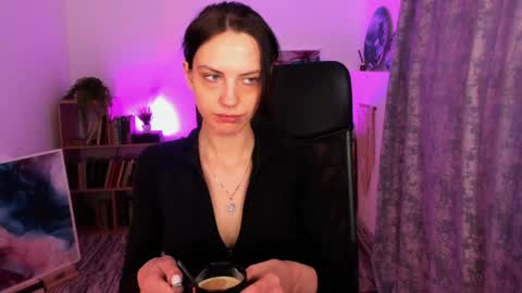 Emily online show from January 17, 8:24 am