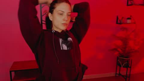 Emily online show from December 24, 8:44 am