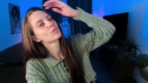 Emily online show from September 26, 6:22 am