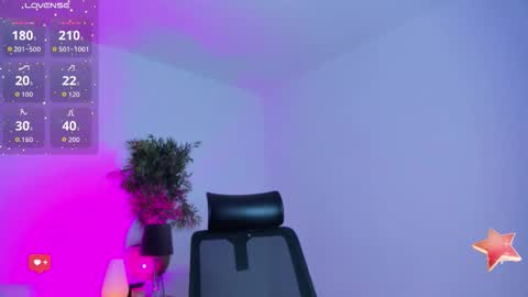 E M I L Y online show from September 19, 1:32 pm