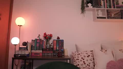 IG thickemmsss online show from September 30, 5:51 pm