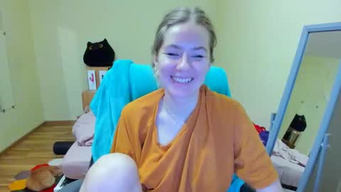 Emily online show from February 25, 6:55 pm