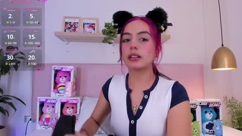Emily Bank online show from January 4, 11:48 pm