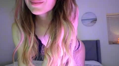 Snapshot of emilyy_miller chatting on October 9, 2:48 am emilly online show from October 9, 2:48 am