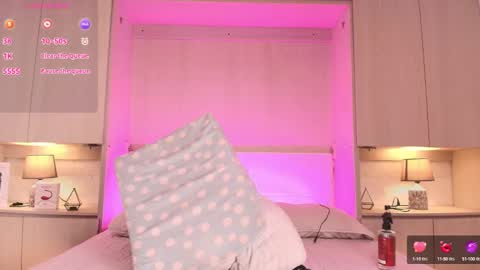 Emily online show from December 11, 7:57 pm