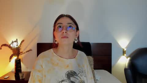 Emilyy Watson online show from December 18, 11:34 am