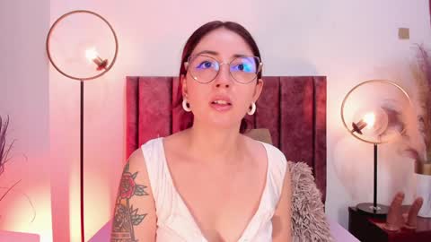 Emilyy Watson online show from January 29, 11:41 am