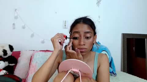 emilyzans07 online show from February 21, 7:21 pm