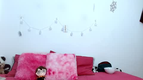emilyzans07 online show from January 23, 5:42 pm