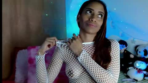 emilyzans07 online show from March 8, 6:57 pm