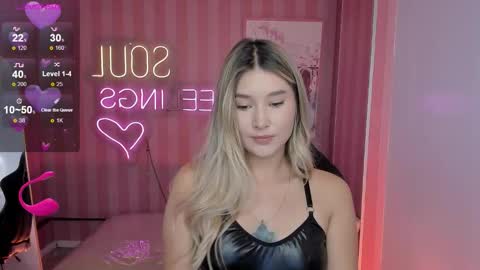 Emma online show from September 17, 9:57 pm