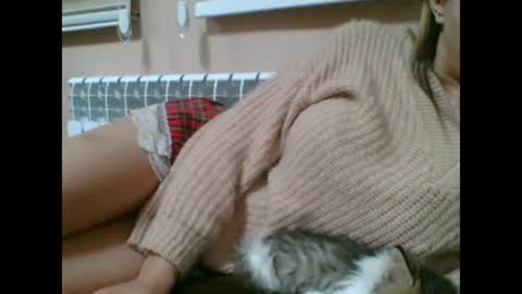 emma_991 online show from December 22, 6:37 pm