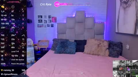 Snapshot of emma__15 chatting on January 6, 12:48 am emma online show from January 6, 12:48 am