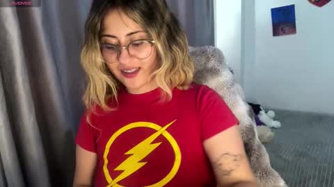 Emma Is here online show from October 20, 2:42 pm