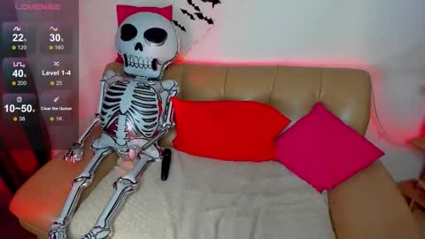 Snapshot of emma__rosss chatting on October 27, 3:13 am emma__rosss online show from October 27, 3:13 am