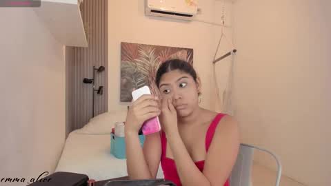 Snapshot of emma_alice_ chatting on September 18, 12:15 pm Alice online show from September 18, 12:15 pm