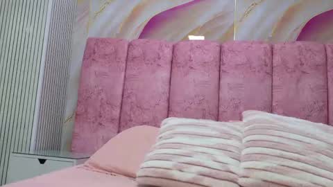 Emma online show from May 28, 3:04 am