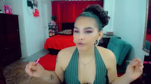 emma online show from April 12, 6:54 pm