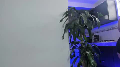 Emma online show from January 10, 3:06 pm