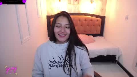 emma online show from July 15, 10:31 am